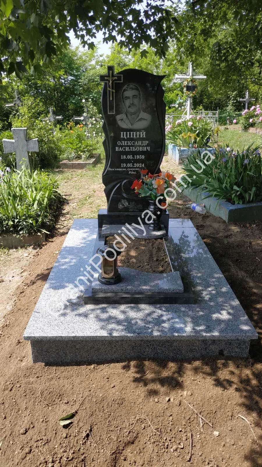 Подвійний пам'ятник з граніту - Кам'янець-Подільський | GranitPodillya